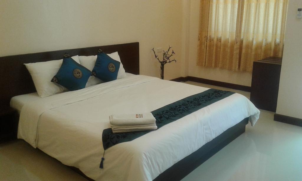 Sara Boutique Pool Resort Khon Kaen Room photo